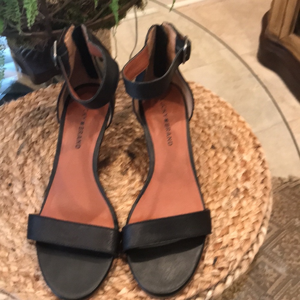 COPY - Lucky Brand Leather Zipper back sandals - Picture 2 of 6